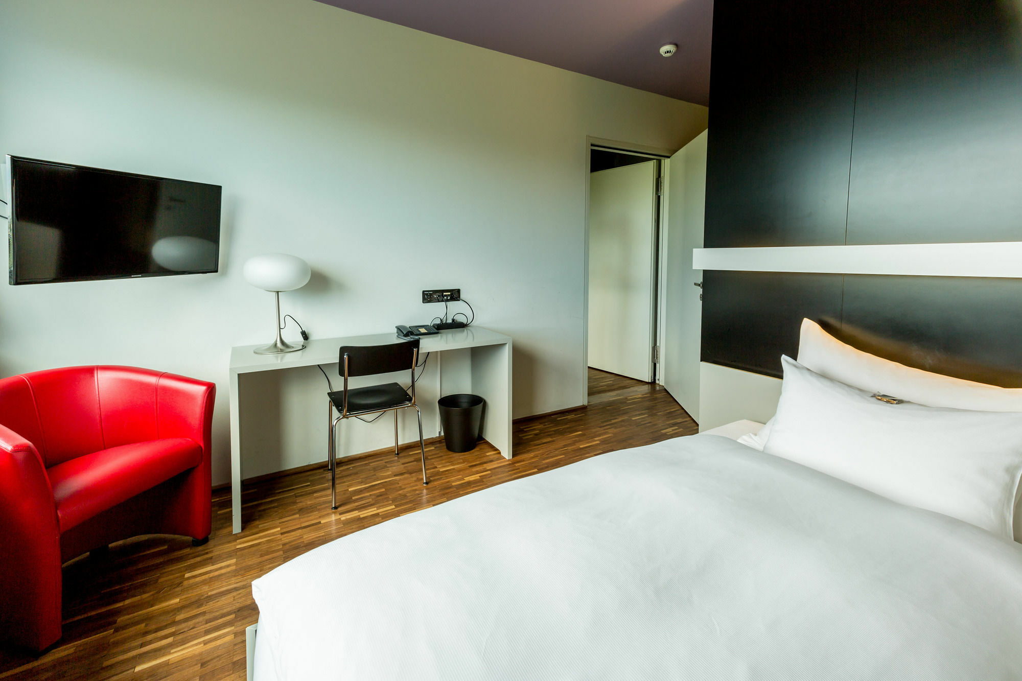 Dasbreitehotel Am Rhein Hotel